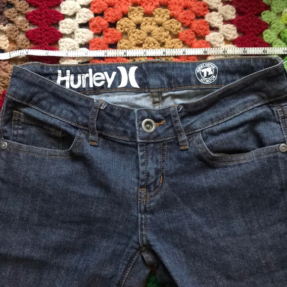 HURLEY DARK WASH BOOTCUT JEANS - Picture 5 of 7
